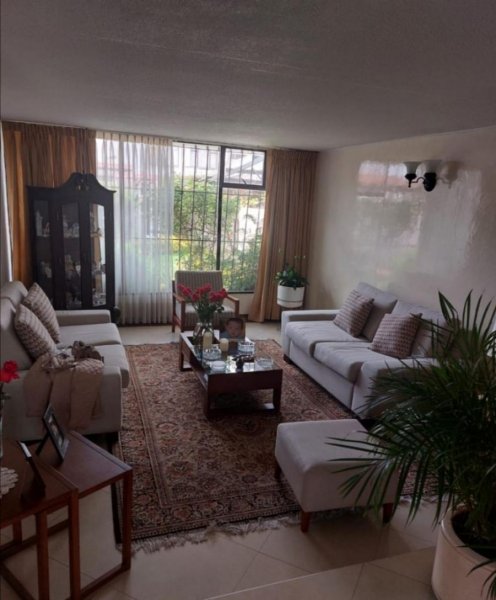 Casa en Venta en Pontevedra Bogota Pontevedra Bogota, Bogota D.C