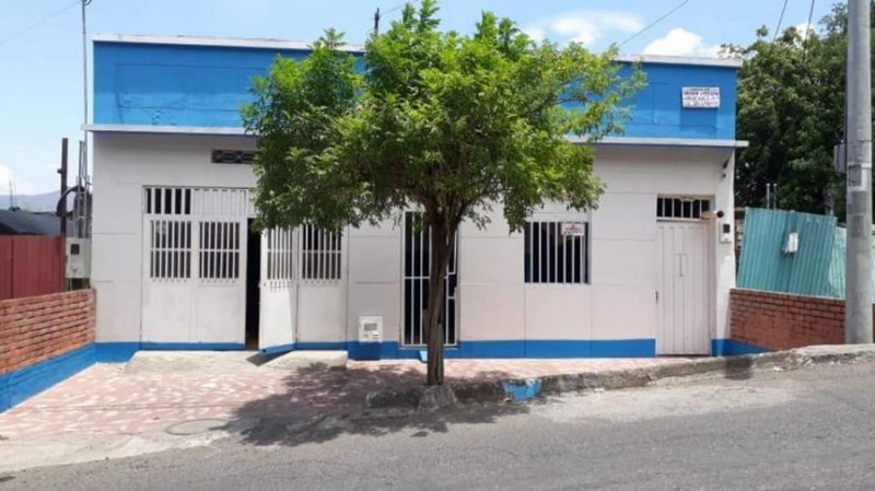 Foto Casa en Venta en ALTO DEL BARBULA, Girardot, Cundinamarca - $ 280.000.000 - CAV189536 - BienesOnLine