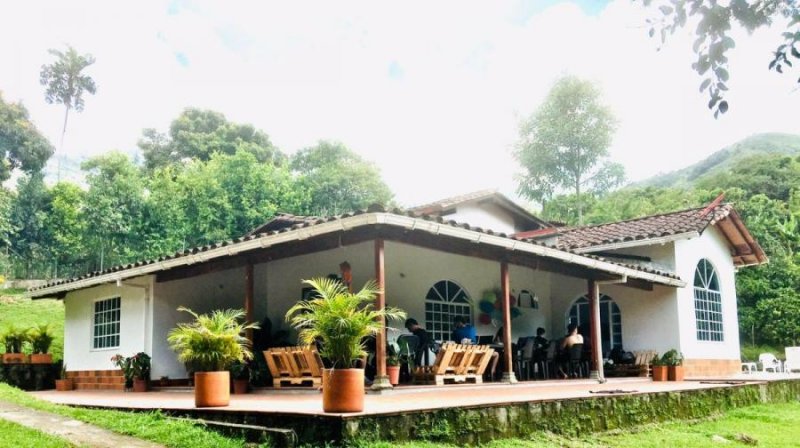 Finca en Venta en BARBOZA HATILLO, Antioquia