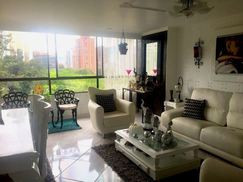 Foto Apartamento en Venta en El Campestre // Poblado, Medellin, Antioquia - $ 580.000.000 - APV187304 - BienesOnLine