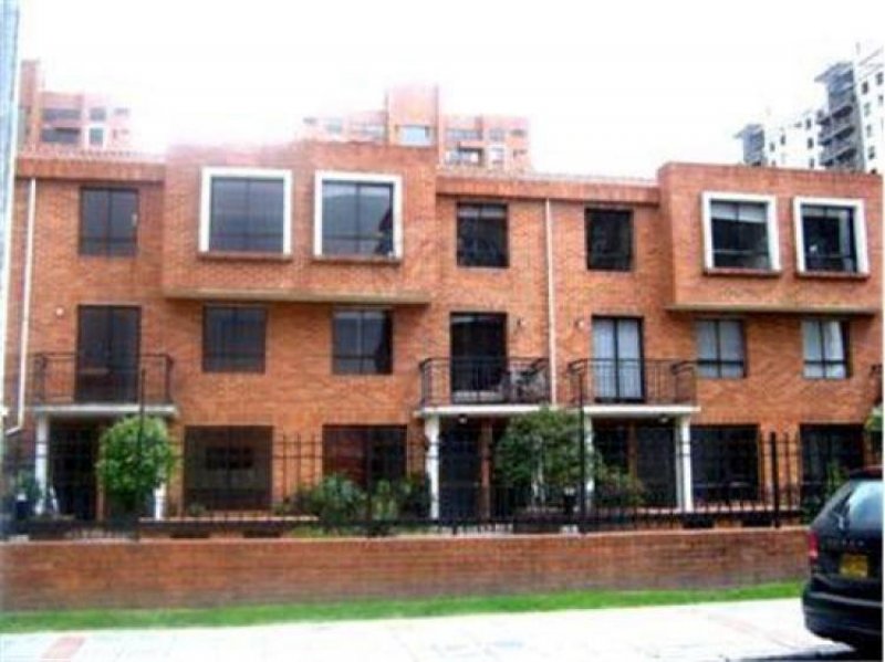 Foto Casa en Venta en Ciudad Salitre, Bogotá, Bogota D.C - $ 320.000.000 - CAV32229 - BienesOnLine