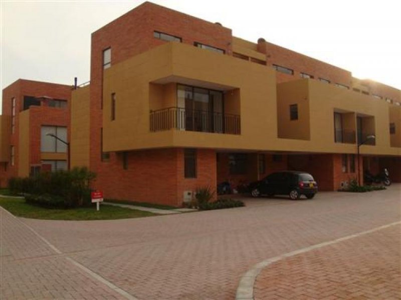 Foto Casa en Venta en Guaymaral, Bogotá, Bogota D.C - $ 520.000.000 - CAV32730 - BienesOnLine