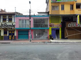 Venta de apto o local frente al parque Alameda 