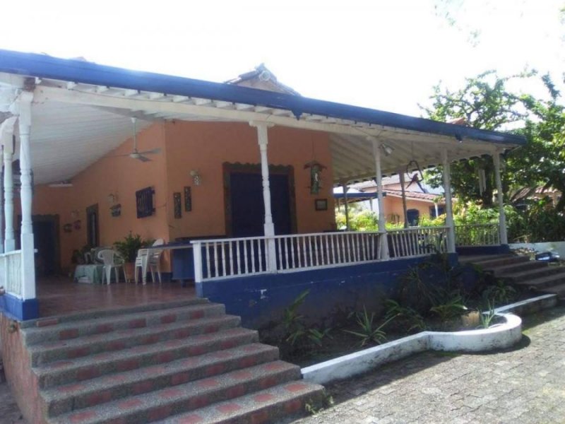 Finca en Venta en Dos cuadras del parque principal San Jerónimo, Antioquia